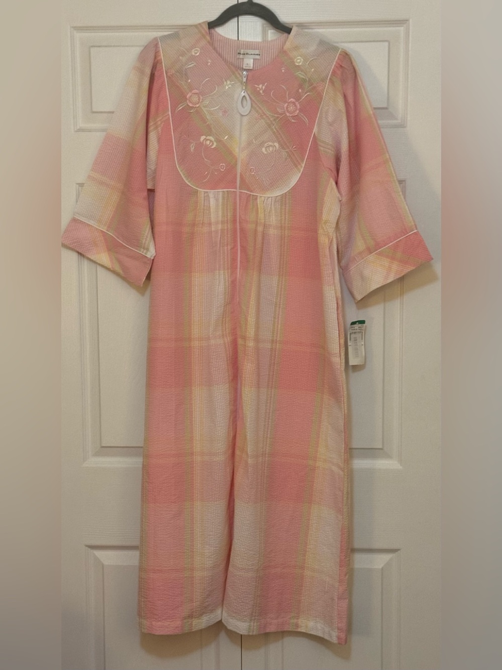 Miss Elaine Pink Plaid Embroidered Zip-Front Nightgown NWT
